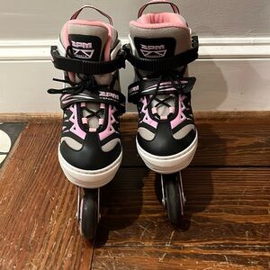 Roller Blades w/ Light-up Wheels